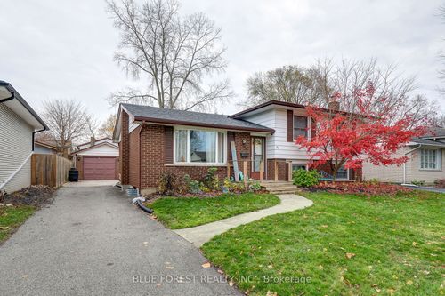 84 Amy Cres, London, ON, N5Y4A6 | Card Image