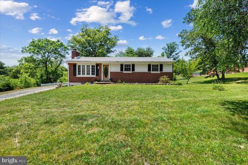 13816 White Oak Rdg, HANCOCK, MD, 21750-2009 | Card Image