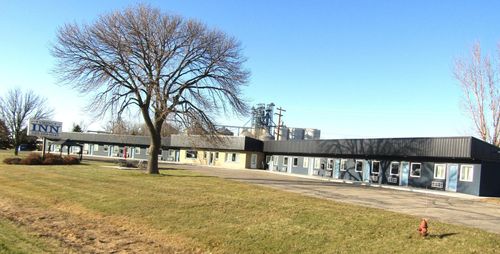 300 Highway 7 Se, Clara City, MN, 56222-1039 | Card Image