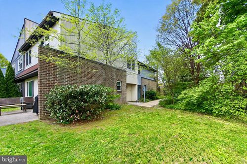 12-111 Argyll Ct, DOWNINGTOWN, PA, 19335-2247 | Card Image