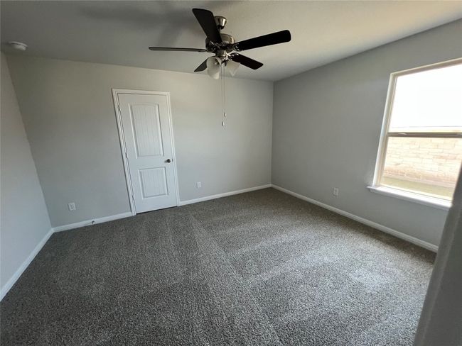 209 Creekfall Rd, House other with 3 bedrooms, 2 bathrooms and 4 parking in Burnet TX | Image 9