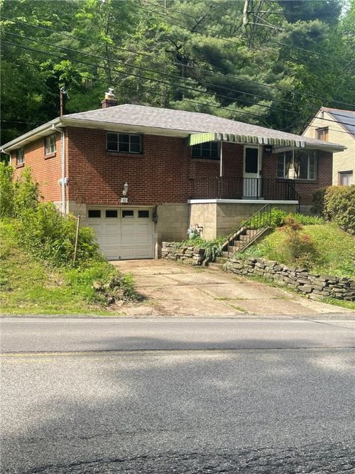 82 Parker St, Etna, PA, 15223-2021 | Card Image