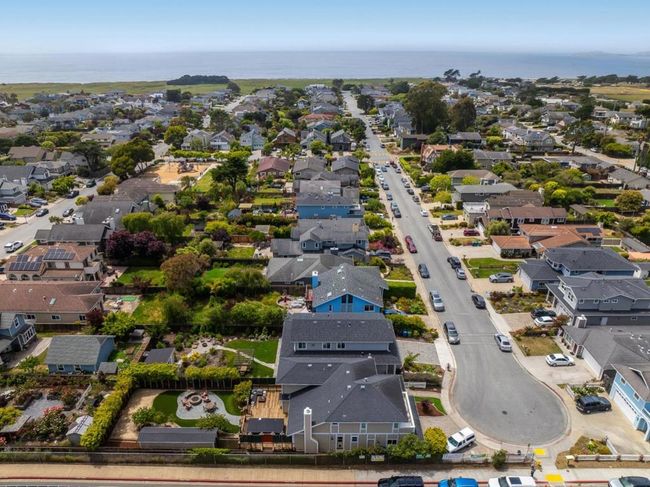 448 Correas St, House other with 3 bedrooms, 3 bathrooms and 2 parking in Half Moon Bay CA | Image 50