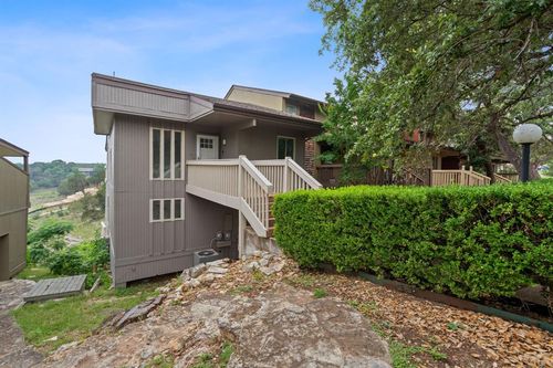 321 Venture Blvd S, Lago Vista, TX, 78645-8555 | Card Image