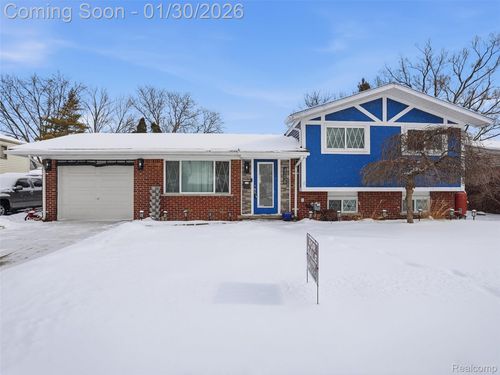 43638 Bockley Dr, Sterling Heights, MI, 48313-1712 | Card Image