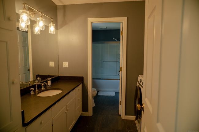 64 Old Pewter Ln, House other with 4 bedrooms, 4 bathrooms and null parking in Wethersfield CT | Image 16