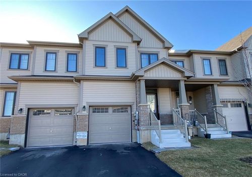 3 Amos Ave, Brantford, ON, N3T0V4 | Card Image