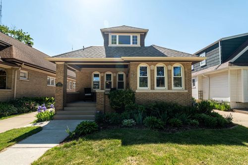 4325 N Morris Boulevard, Shorewood, WI, 53211 | Card Image