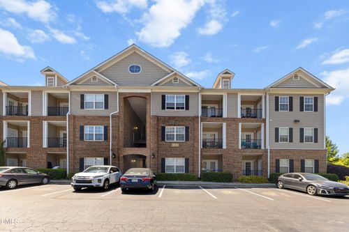 307-2610 Oldgate Dr, Raleigh, NC, 27604-4463 | Card Image