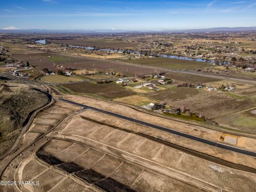 1669 Sw Kelandren Dr, Prosser, WA, 99350-5735 | Card Image