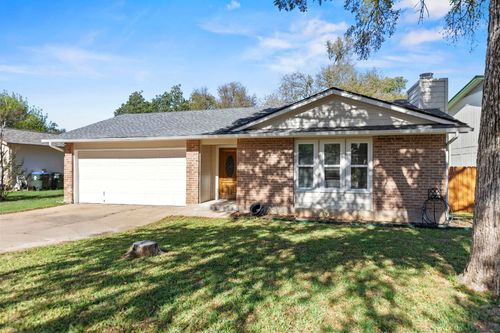 11318 Bristle Oak Trl, Austin, TX, 78750-1427 | Card Image