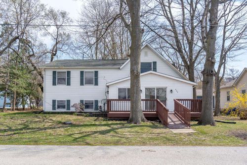 404 1st Ave, Hampton, IL, 61256-7707 | Card Image