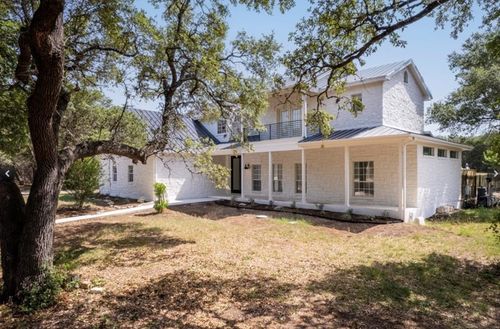499 Hannah Dr, Dripping Springs, TX, 78620-5126 | Card Image