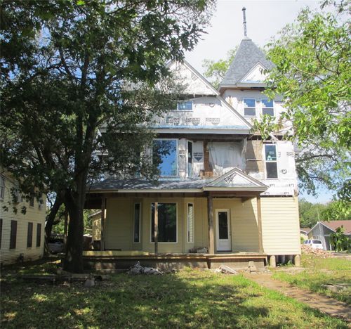 211 N Pleasant St, Hillsboro, TX, 76645-2115 | Card Image