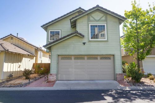 2767 Blackbush Ln, El Cajon, CA, 92019-2826 | Card Image