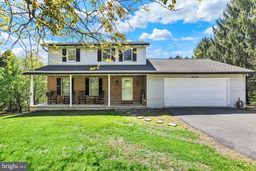 28 Ginna B Dr, ROBESONIA, PA, 19551-9668 | Card Image