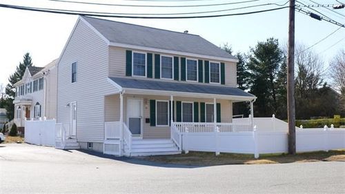 35 Grape St, Woburn, MA, 01801-4645 | Card Image