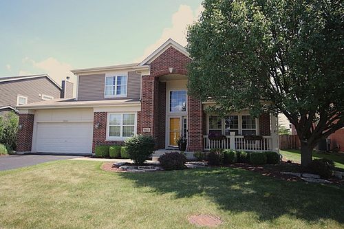 9668 Rainsford Dr, Huntley, IL, 60142-2426 | Card Image