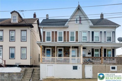1062 W Wilkes Barre St, EASTON, PA, 18042-6380 | Card Image