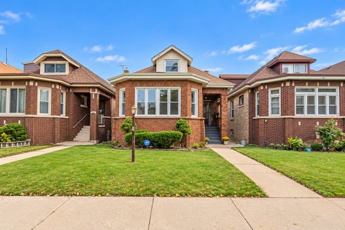 9217 S Marshfield Ave, Chicago, IL, 60620-5550 | Card Image