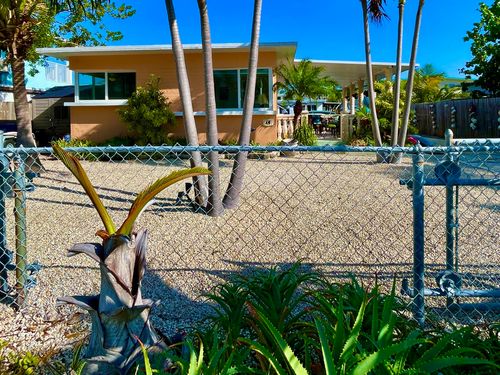 64 Seagate Blvd, Key Largo, FL, 33037-4323 | Card Image