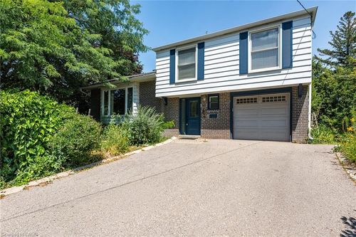557 Trafford Cres, Oakville, ON, L6L3T4 | Card Image