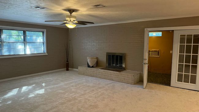 6253 Jefferson Blvd, House other with 3 bedrooms, 2 bathrooms and null parking in Groves TX | Image 8