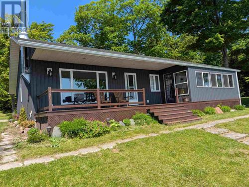 31 James St, Goulais River, ON, P0S1E0 | Card Image