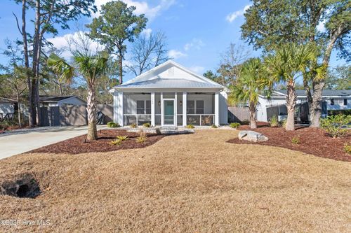 1740 Ocean View Dr Sw, Ocean Isle Beach, NC, 28469-5730 | Card Image