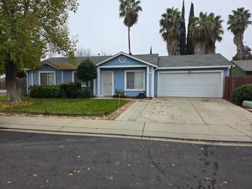 509 Peerman Ct, Modesto, CA, 95351-4194 | Card Image