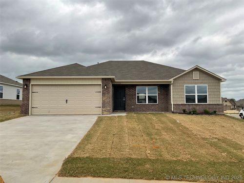 1100 Raven Drive, Claremore, OK, 74019 | Card Image