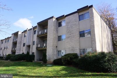 74-16 - 12209 Braxfield Court, Condo with 2 bedrooms, 1 bathrooms and null parking in ROCKVILLE MD | Image 1