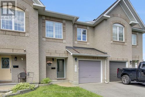 2032 Dorima St, Orléans, ON, K4A3J7 | Card Image