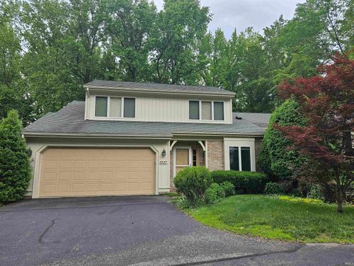 1327 Timberlake Rd, Evansville, IN, 47710-4125 | Card Image