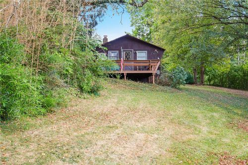 720 Mill Run Rd, Mill Run, PA, 15464-1017 | Card Image