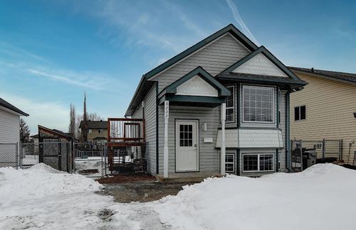 6222 90a Street, Grande Prairie, AB, T8W2M3 | Card Image