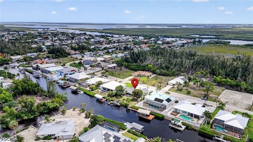 5330 Genesee Pkwy, Bokeelia, FL, 33922-3019 | Card Image