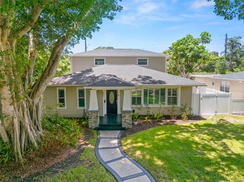 427 Villagrande Ave S, St Petersburg, FL, 33707-2003 | Card Image
