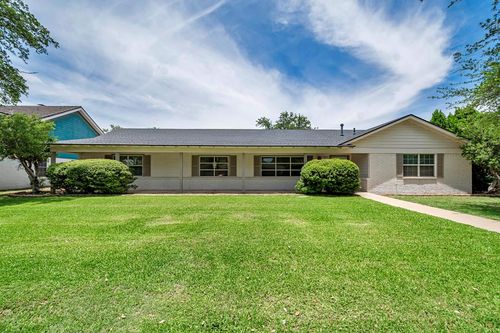 2802 Maxwell Dr, Midland, TX, 79705-4918 | Card Image