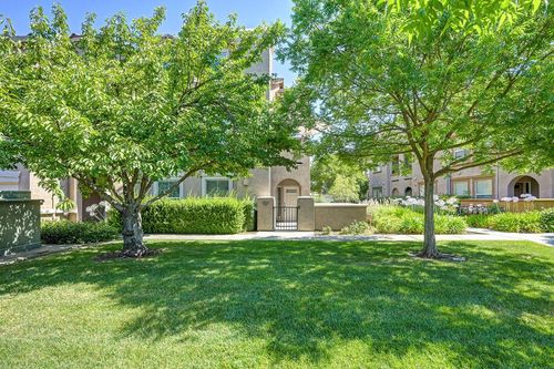 3016-5350 Dunlay Dr, Sacramento, CA, 95835-1673 | Card Image