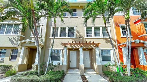 4-770 Millbrae Ct, West Palm Beach, FL, 33401-8487 | Card Image
