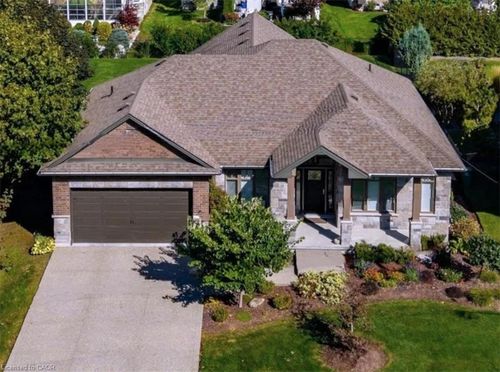 135 New Lakeshore Rd, Port Dover, ON, N0A1N3 | Card Image