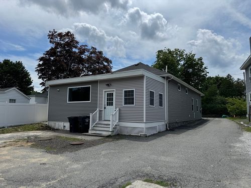 175 Wilbur Ave, Swansea, MA, 02777-2620 | Card Image