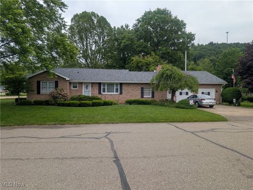 115 Spring St, Gnadenhutten, OH, 44629-9752 | Card Image