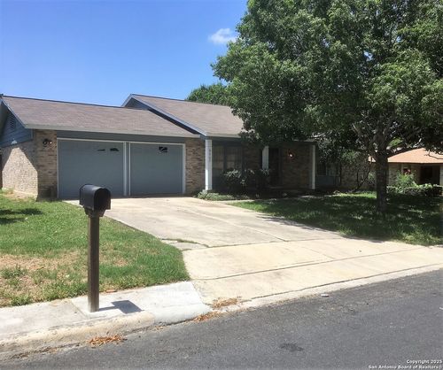 9567 Millers Rdg, San Antonio, TX, 78239-2323 | Card Image