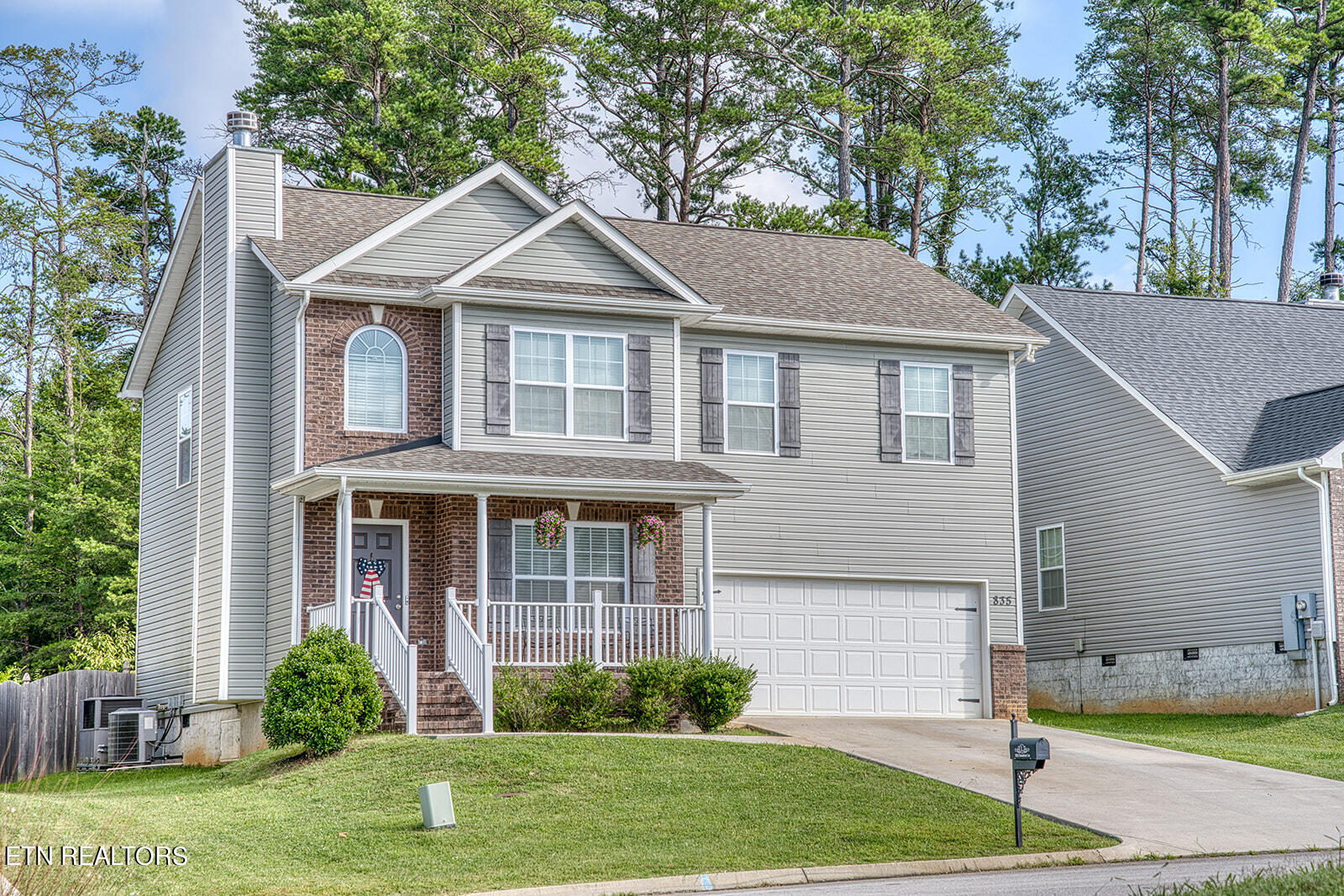 Donahue Ln, Knoxville, TN 37920