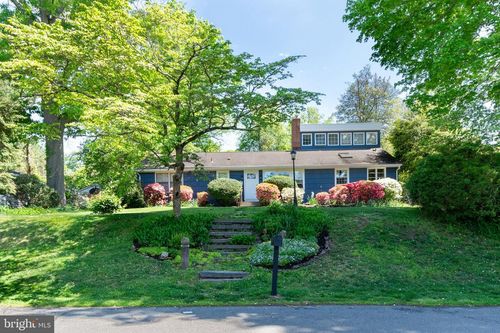 30 Morgan Ave, TITUSVILLE, NJ, 08560-1631 | Card Image