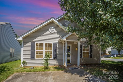 1623 Forest Stream Ct, Charlotte, NC, 28213-8038 | Card Image
