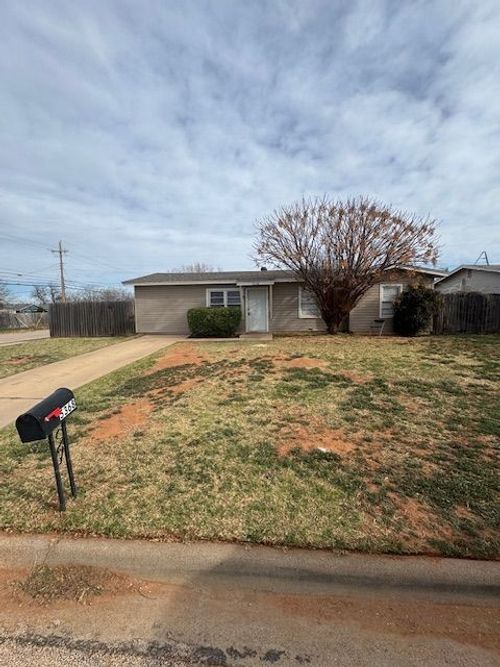 5368 Encino Rd, Abilene, TX, 79605-1323 | Card Image