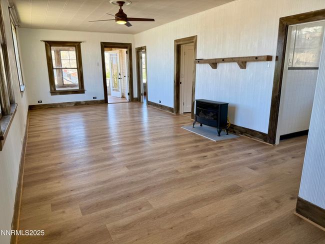 141 University St, House other with 2 bedrooms, 1 bathrooms and 2 parking in Tonopah NV | Image 5